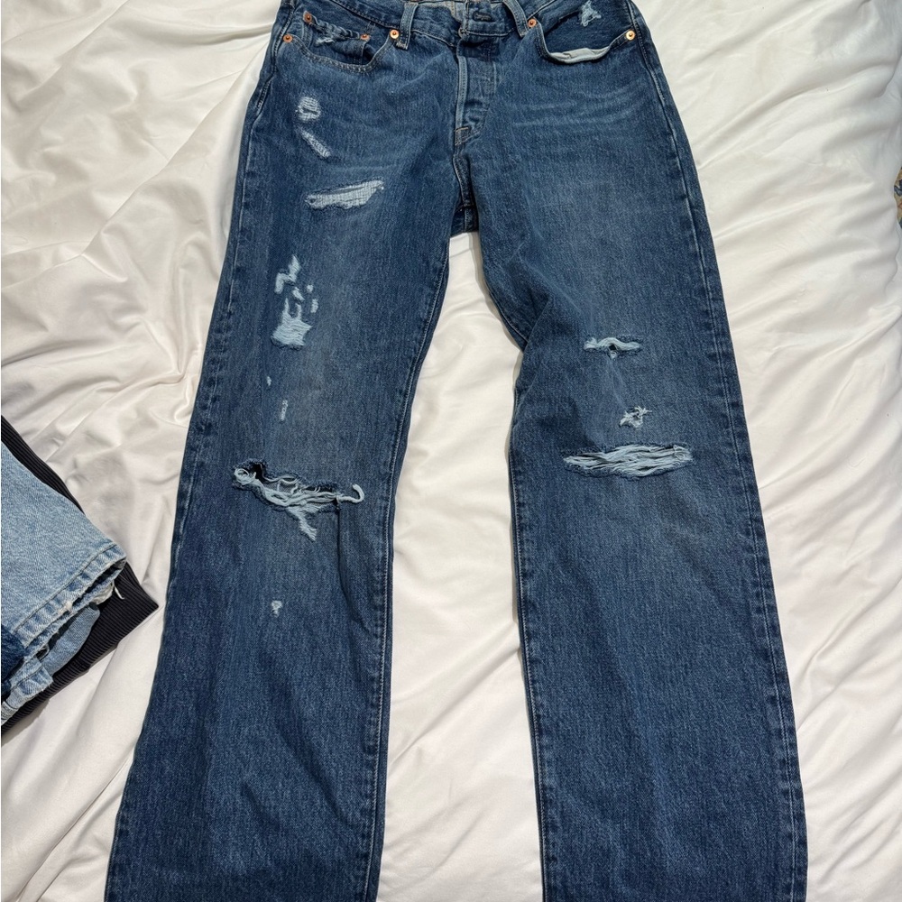Men's Distressed Blue Jeans